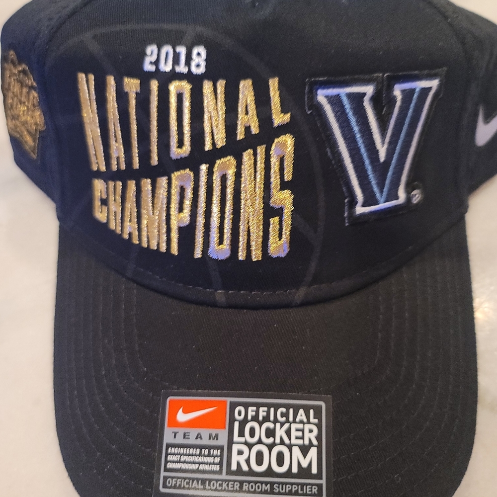 NIKE VILLANOVA WILDCATS 2018 NCAA NATIONAL CHAMPIONS Locker Room Adjustable Hat.